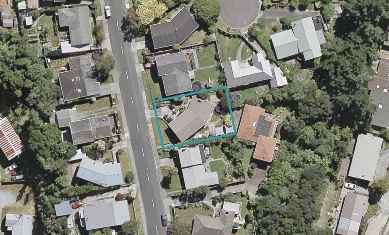 31 Sunbrae Drive, Silverstream, Upper Hutt - Carousel 1