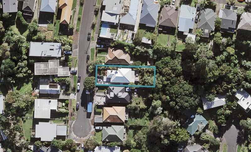 4 Herringson Avenue, Grey Lynn, Auckland - Carousel 1