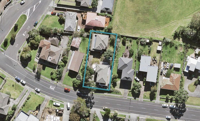 1/94 Halsey Drive, Mount Roskill, Auckland - Carousel 1