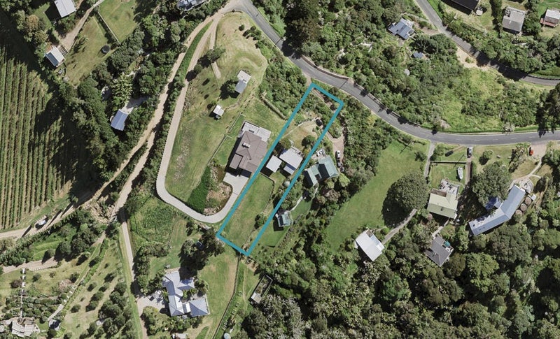 409 Sea View Road, Onetangi, Waiheke Island - Carousel 1