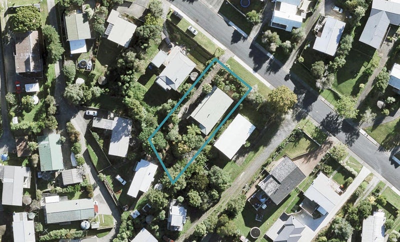 111 Brian Crescent, Stanmore Bay, Whangaparaoa - Carousel 1