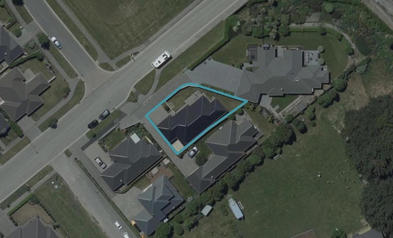 96A McMahon Drive, Aidanfield, Christchurch - Carousel 1