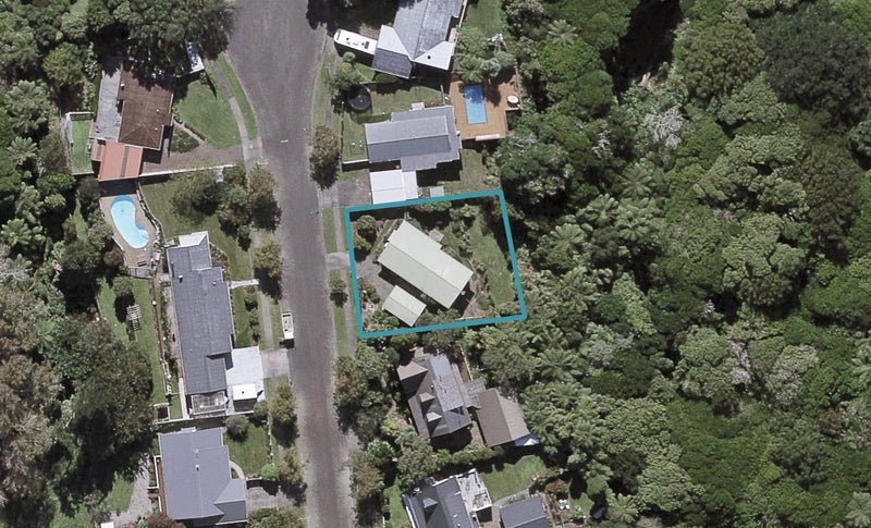 14 Elder Grove, Whalers Gate, New Plymouth - Carousel 1