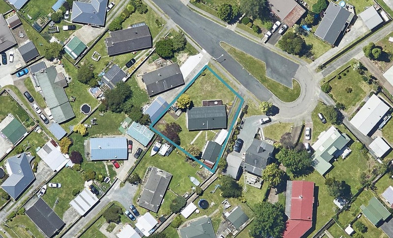 13 Milton Grove, Owhata, Rotorua - Carousel 1