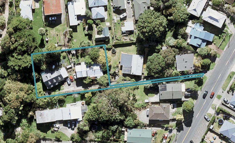 1/144 Deep Creek Road, Torbay, Auckland - Carousel 1