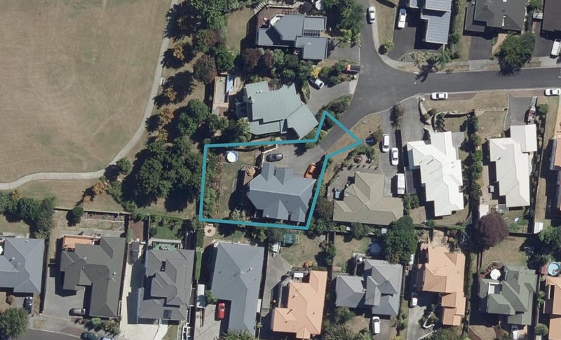 9 Strata View, Western Heights, Hamilton - Carousel 1