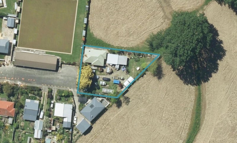 21 Hiawatha Lane, Takaka - Carousel 1