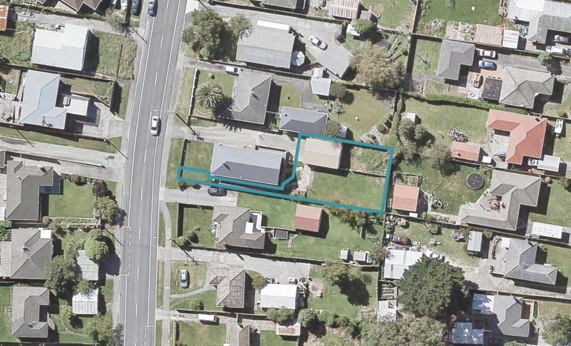 136B Wellington Road, Wainuiomata, Lower Hutt - Carousel 1