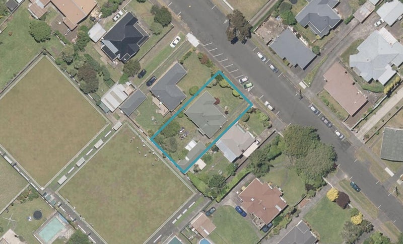 11A Caius Avenue, Gonville, Whanganui - Carousel 1
