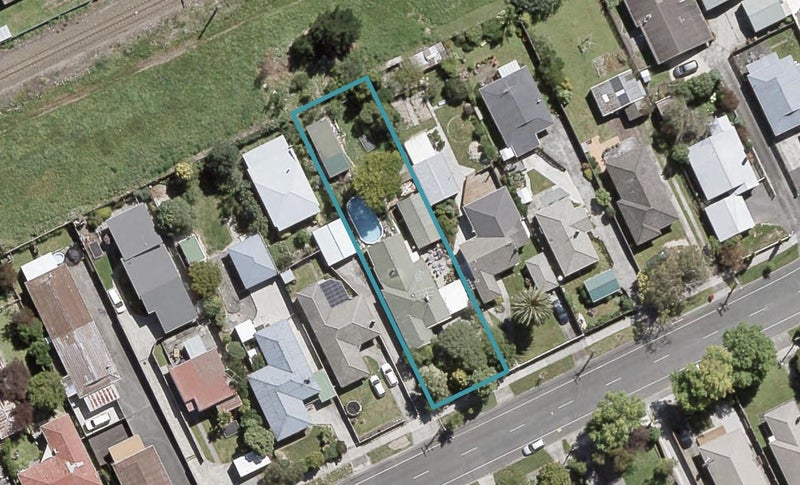 22 Seddon Street, Wallaceville, Upper Hutt - Carousel 1