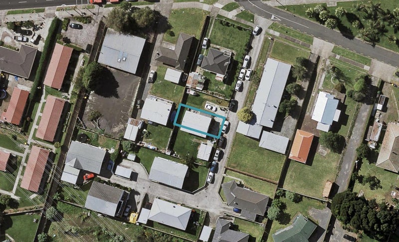 1E Fulton Crescent, Ōtara, Auckland - Carousel 1