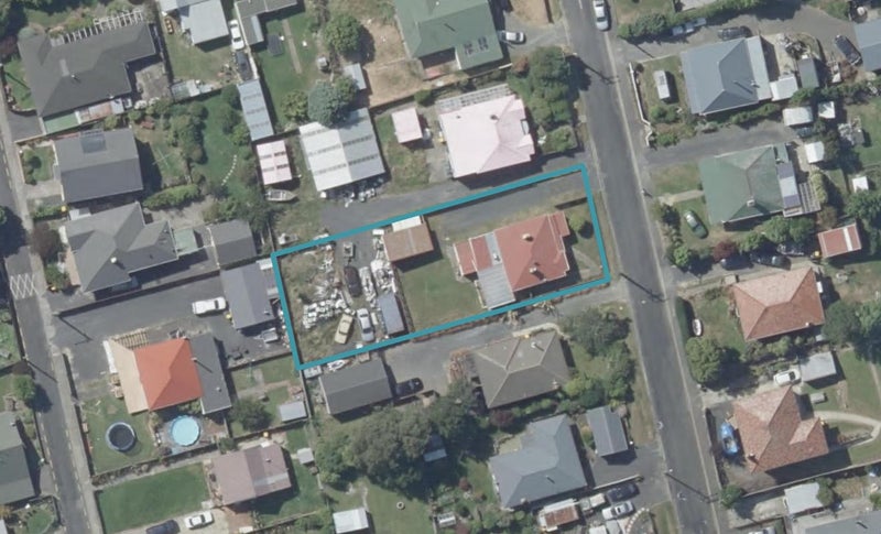 6 Teignmouth Street, Abbotsford, Dunedin - Carousel 1