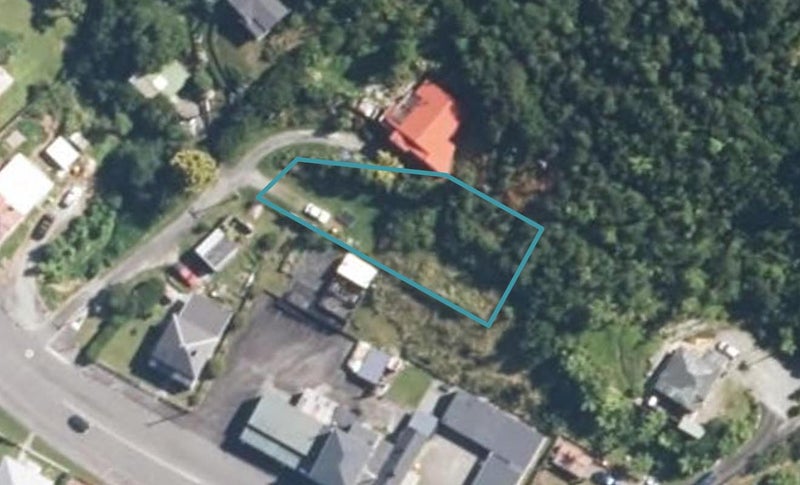 11 Stafford Street, Cobden, Greymouth - Carousel 1