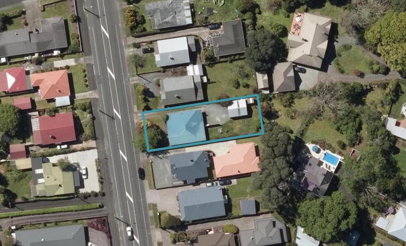 12 Kamo Road, Regent, Whangārei - Carousel 1