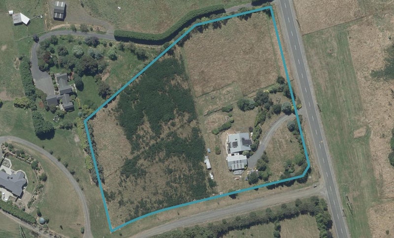 70 Dalziel Road, Halfway Bush, Dunedin - Carousel 1
