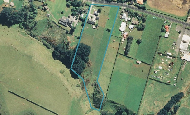 349 South Road, Hawera - Carousel 1