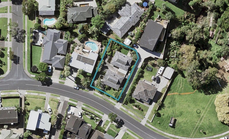 2/18 Fratley Avenue, Farm Cove, Auckland - Carousel 1