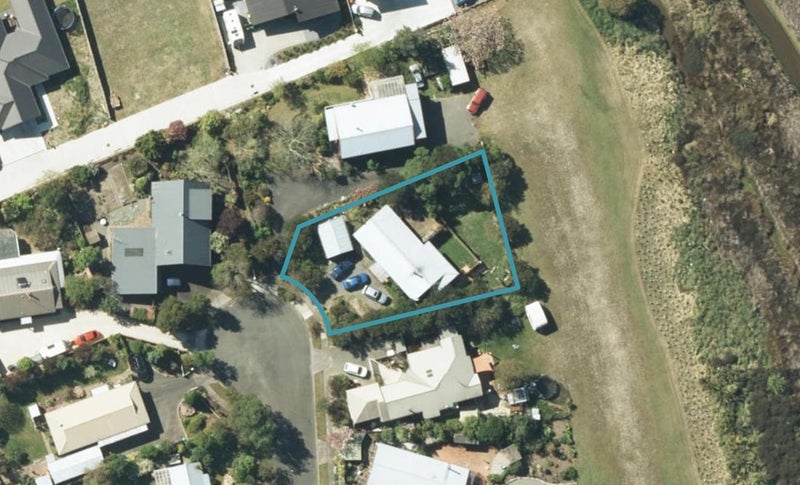 16 Moreland Place, Mapua - Carousel 1