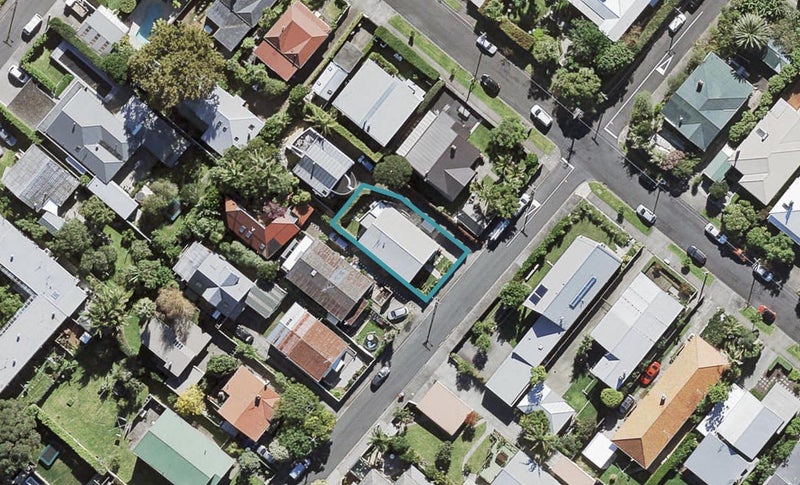 16 Webber Street, Westmere, Auckland - Carousel 1