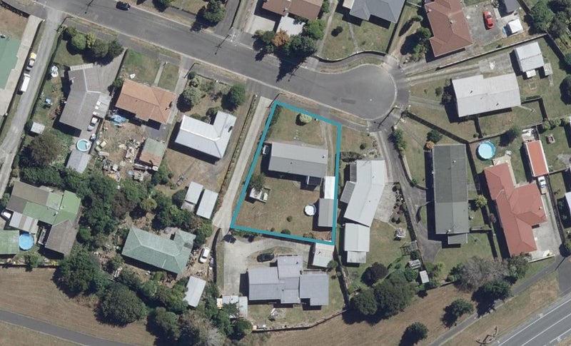 22 Cricket Place, Melville, Hamilton - Carousel 1