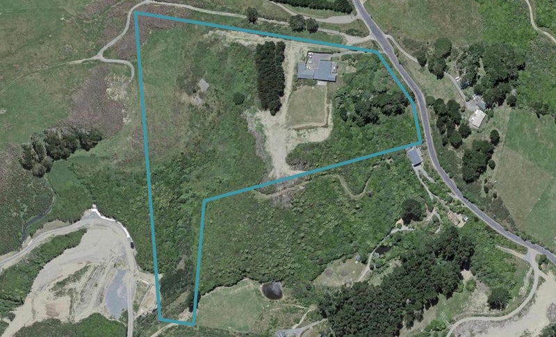 277 Horokiwi Road, Horokiwi, Wellington - Carousel 1