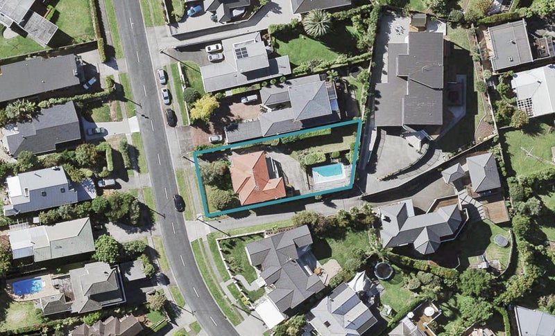 34 Churchill Road, Cockle Bay, Auckland - Carousel 1