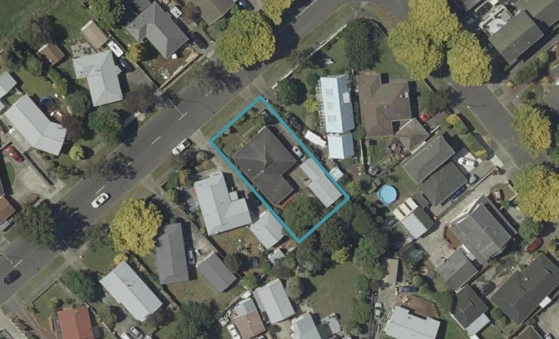 96 Benmore Avenue, Cloverlea, Palmerston North - Carousel 1