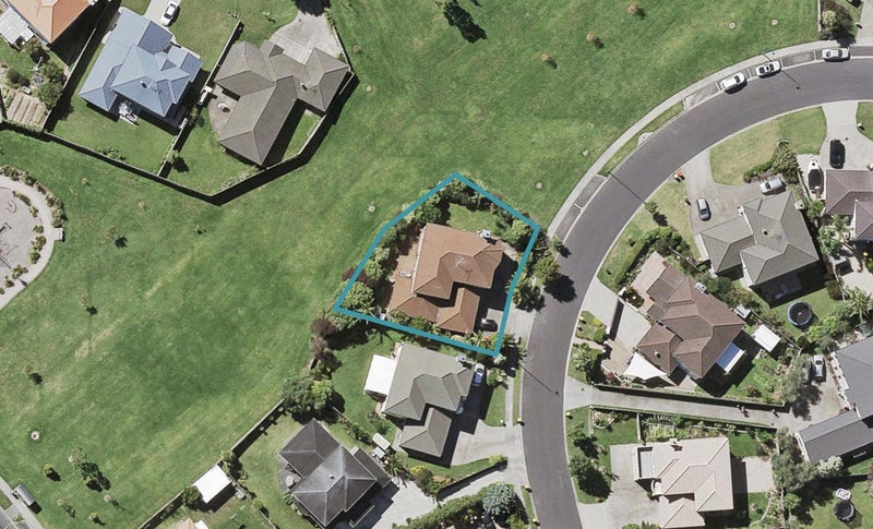 10 Glen Bay Close, Pinehill, Auckland - Carousel 1