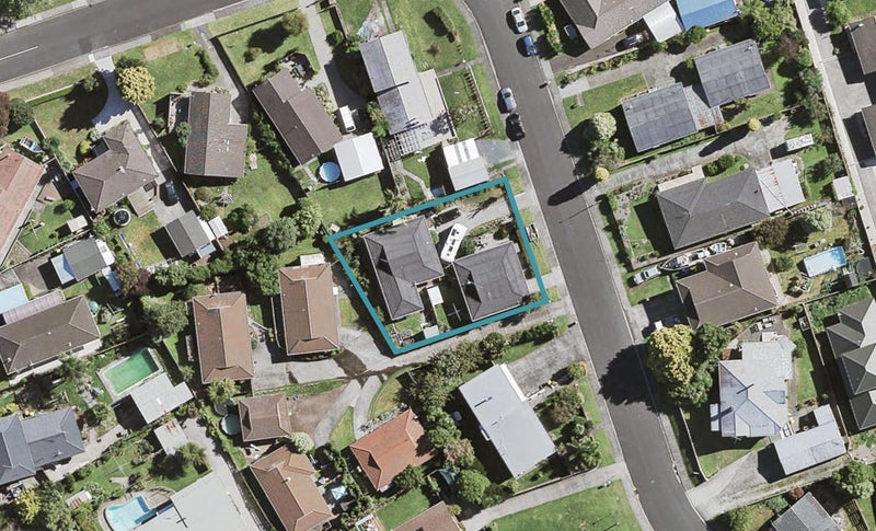 2/8 Keeney Court, Papakura, Papakura - Carousel 1