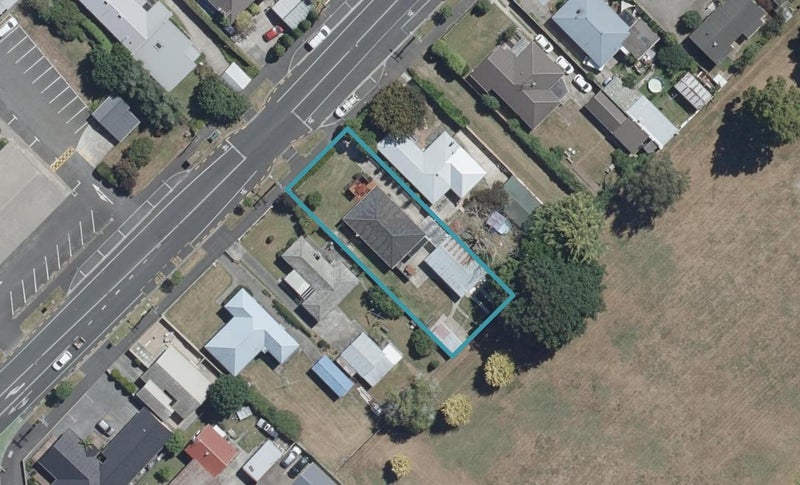 8 Vardon Road, St Andrews, Hamilton - Carousel 1