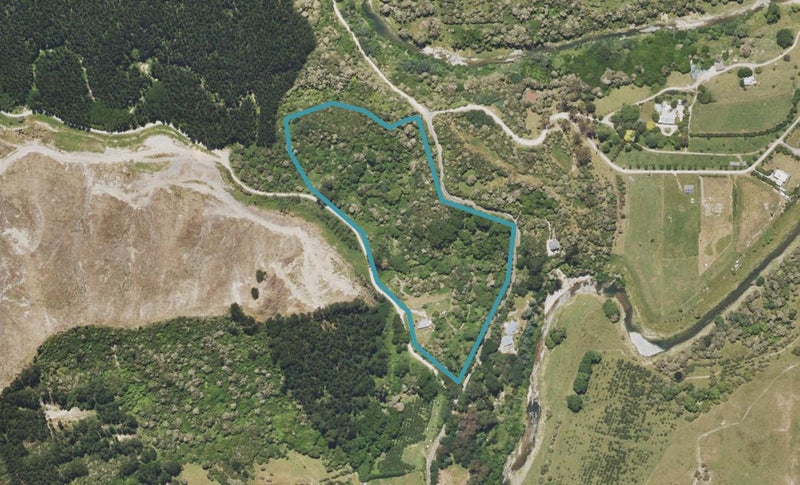 16 Cave Road, Mātokitoki, Gisborne - Carousel 1