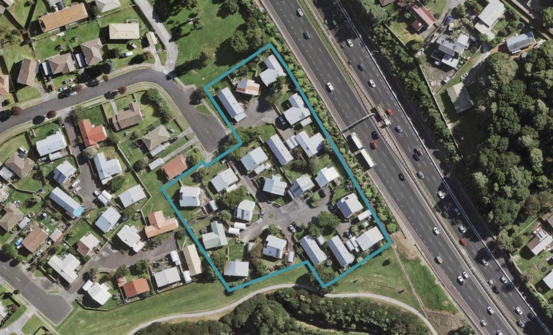 19 Azalea Place, Wiri, Auckland - Carousel 1