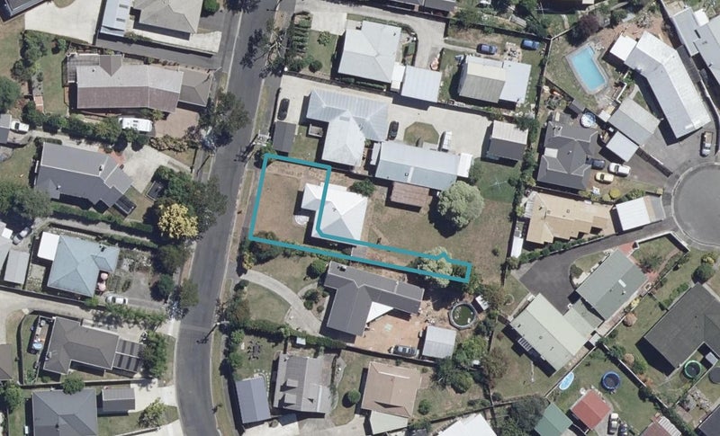1/56 Ascot Road, Chartwell, Hamilton - Carousel 1