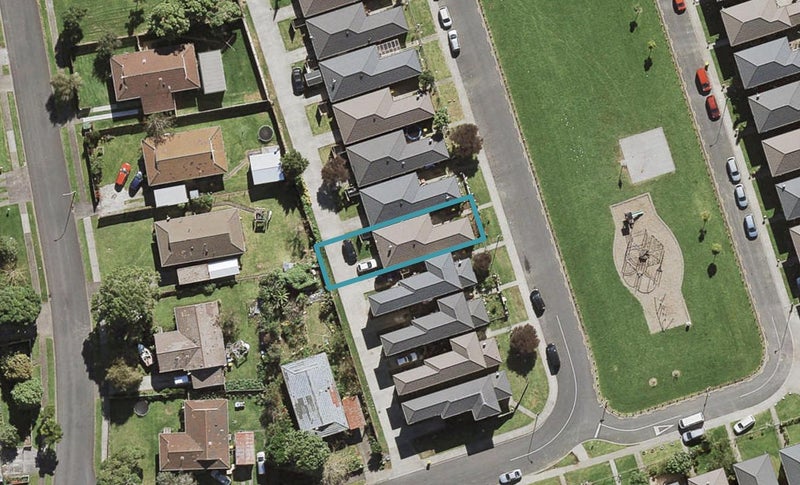 77 Tilberg Street, Favona, Auckland - Carousel 1