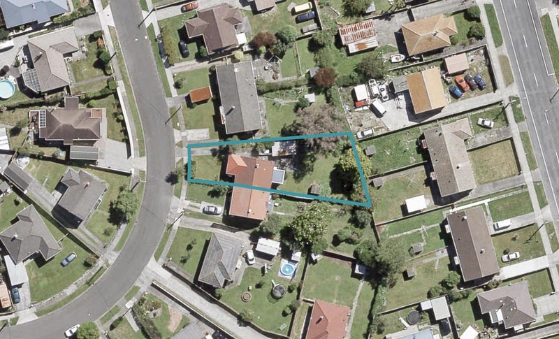 21 Benge Crescent, Naenae, Lower Hutt - Carousel 1