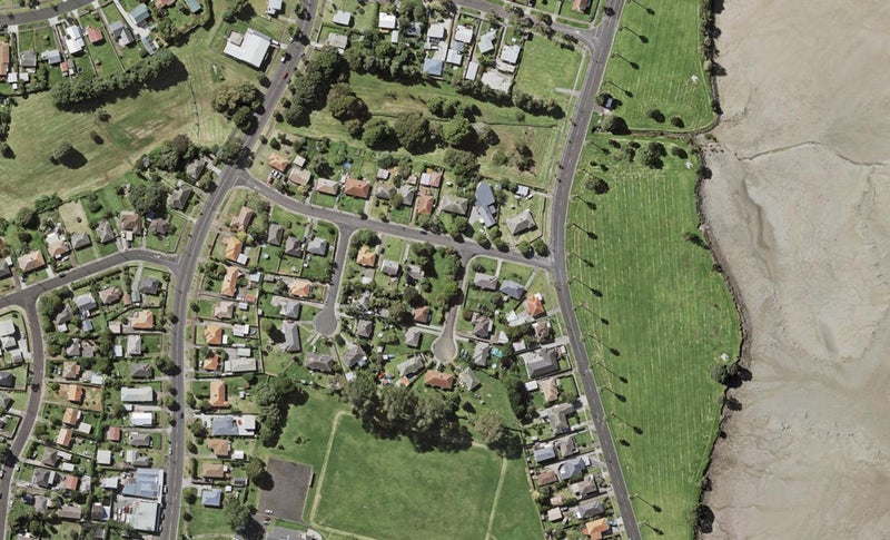 2 Derna Road, Panmure, Auckland - Carousel 1