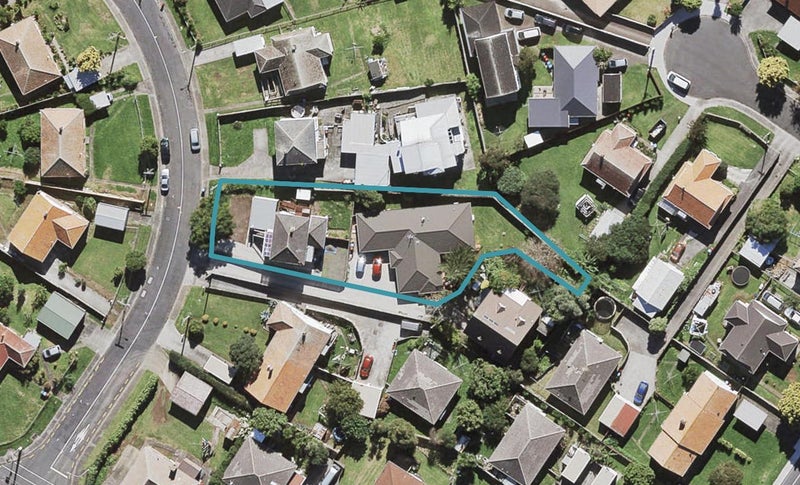 3/7 Glenarm Avenue, Mount Roskill, Auckland - Carousel 1