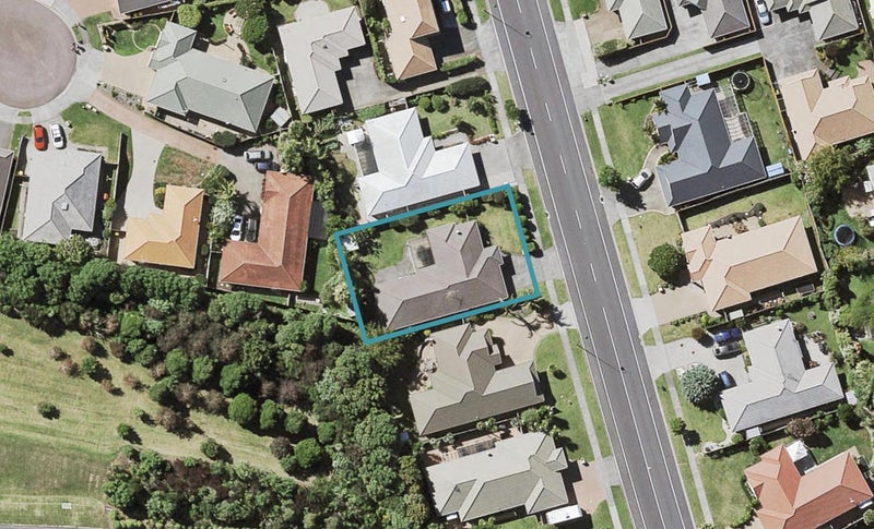 101 Golfland Drive, Golflands, Auckland - Carousel 1