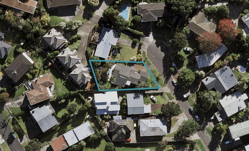 10 Hubert Henderson Place, Remuera, Auckland - Carousel 1
