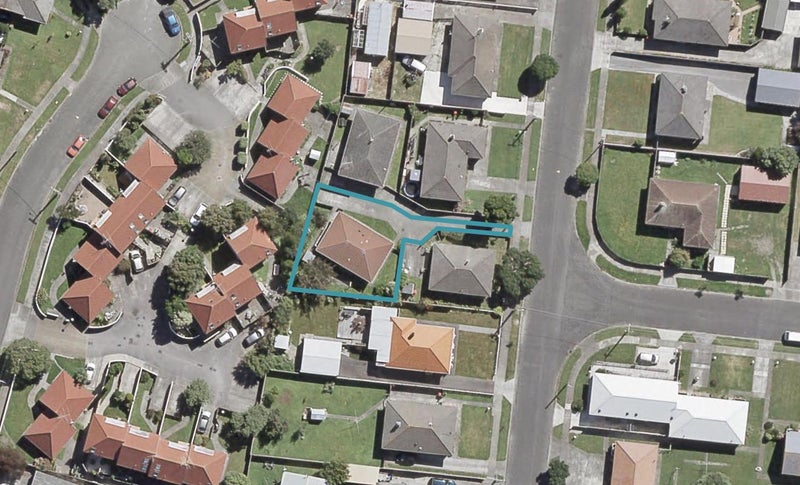 2/25 Colson Street, Avalon, Lower Hutt - Carousel 1