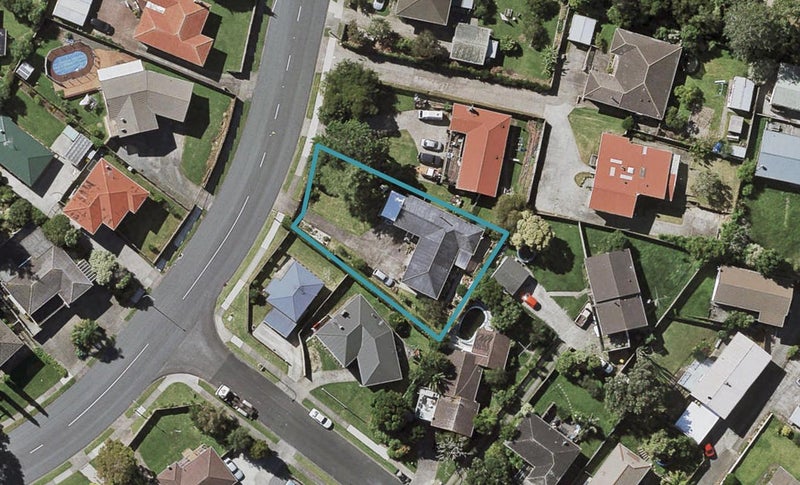 28 Cardiff Road, Pakuranga, Auckland - Carousel 1
