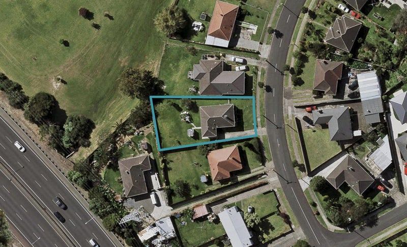 23 Sandbrook Avenue, Otara, Auckland - Carousel 1