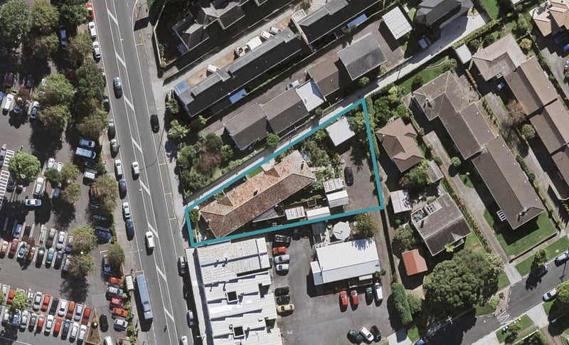 1/722 Manukau Road, Royal Oak, Auckland - Carousel 1