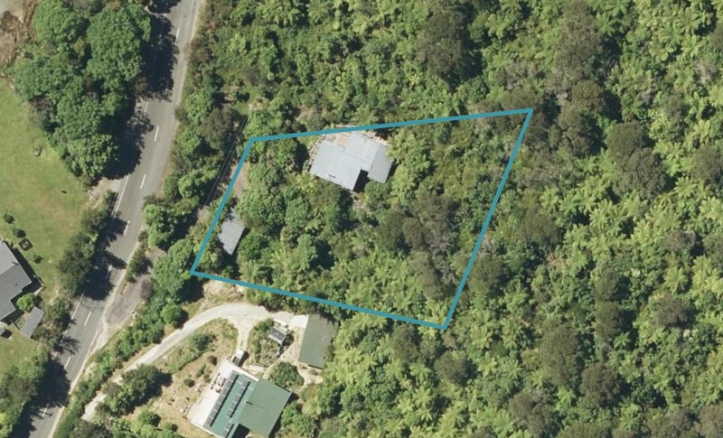 1754 Queen Charlotte Drive, Momorangi Bay - Carousel 1