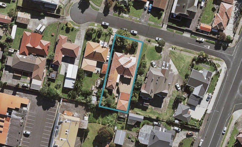 8 Norfolk Place, Papatoetoe, Auckland - Carousel 1
