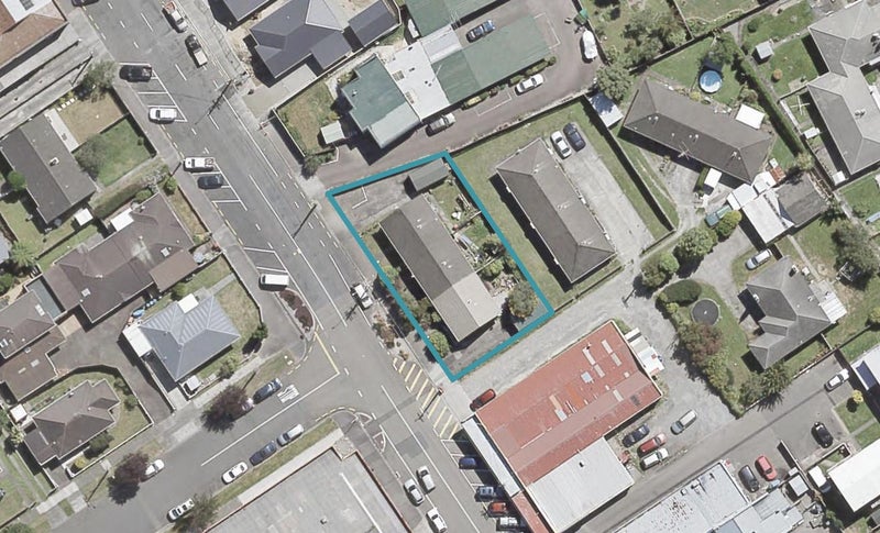 3B Camp Street, Silverstream, Upper Hutt - Carousel 1
