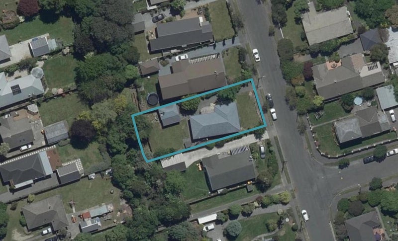 23 Sevenoaks Drive, Bryndwr, Christchurch - Carousel 1