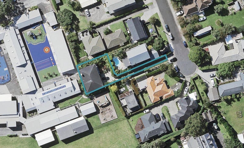 7A Maleme Avenue, Belmont, Auckland - Carousel 1