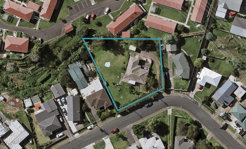 84 Clayton Avenue, Otara, Auckland - Carousel 1