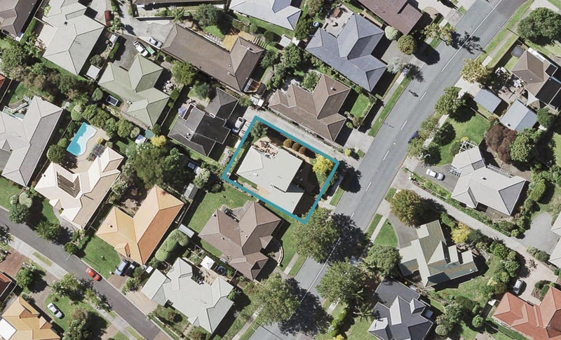 9 Tarnica Road, Northpark, Auckland - Carousel 1